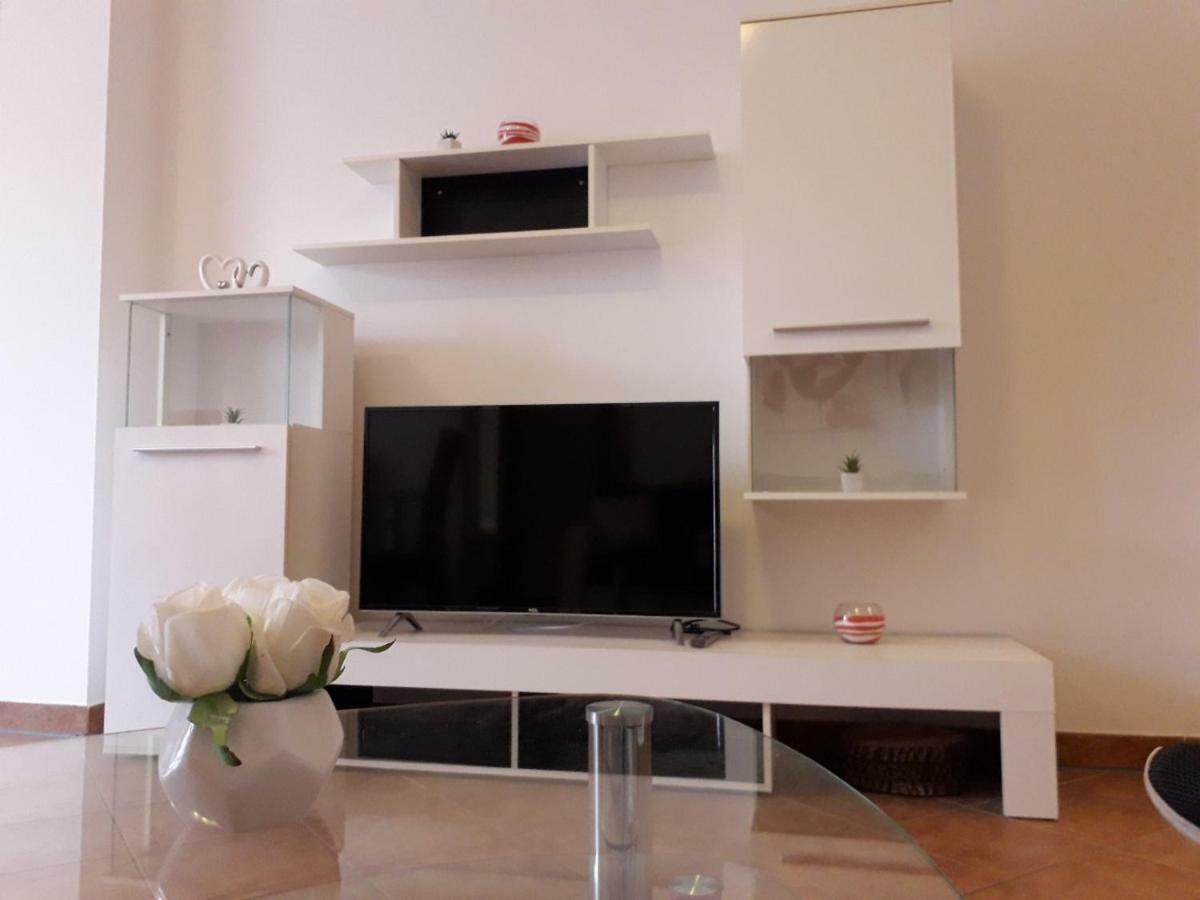 Apartman Lean Пула Екстер'єр фото